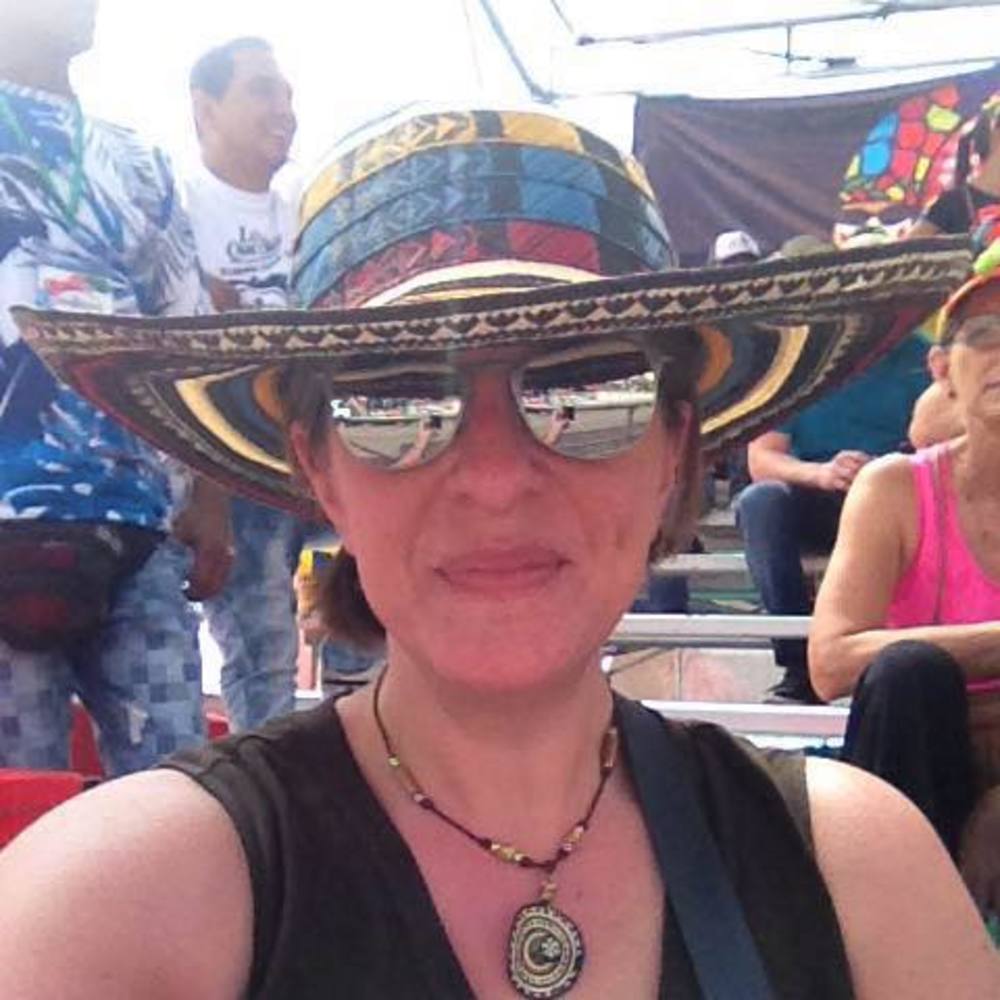 Meet your Posher, Denise